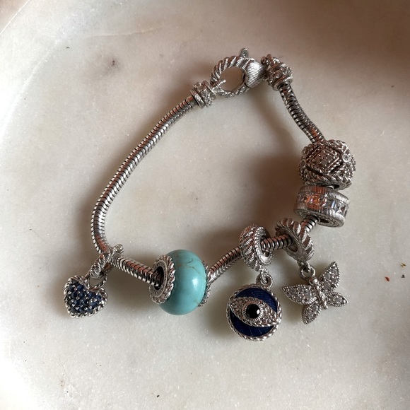 JUDITH Ripka Sterling silver charm bracelet with 6 charms